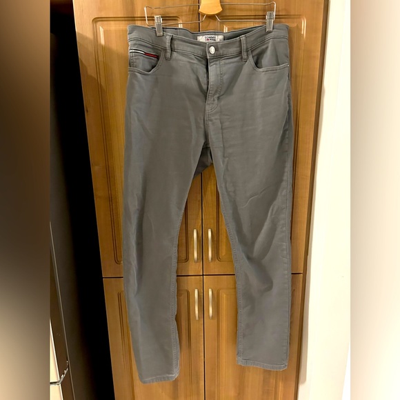 Grey Tommy Pants for Men - Picture 2 of 3